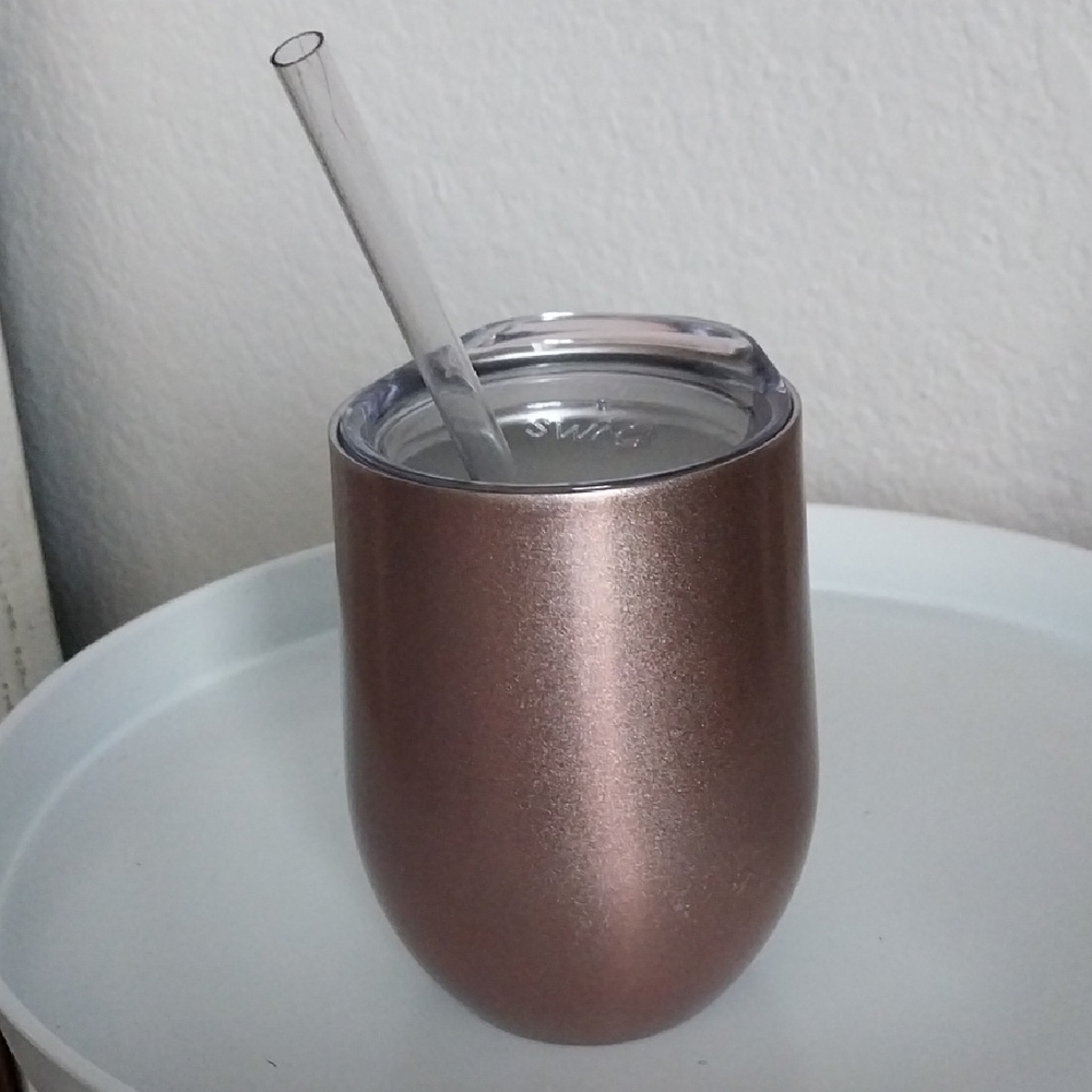 Gold Drinkware Set for Elegant Dining